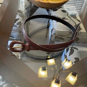 Grape purple vintage Anne Klein snakeskin belt